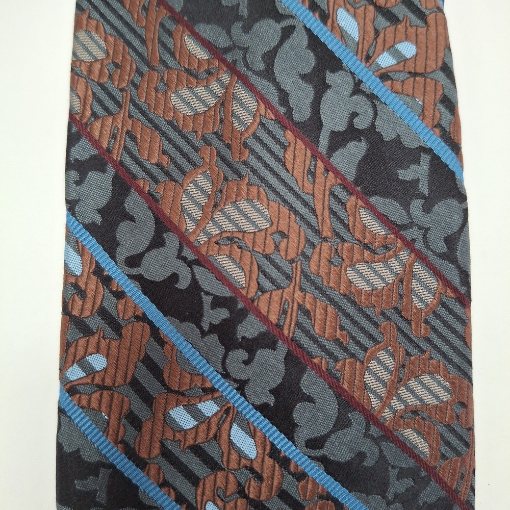 Robert Graham Silk Tie Brown‎ Blue Striped Made in USA 58" x 3.75"